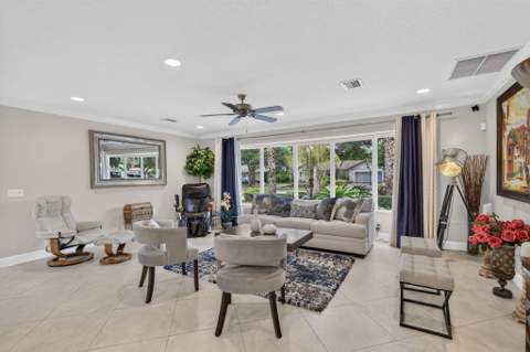330 SW 75th Avenue, Plantation FL - photo 13 of 40