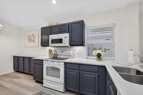 7 Governors Court, Palm Beach Gardens FL - photo 15 of 88