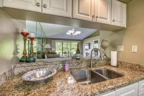 208 Club Drive, Palm Beach Gardens FL - photo 14 of 24