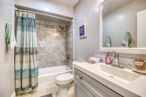 208 Club Drive, Palm Beach Gardens FL - photo 17 of 24