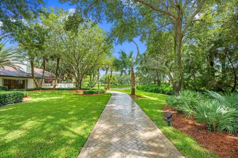 4980 Stables Way, Wellington FL - photo 8 of 137
