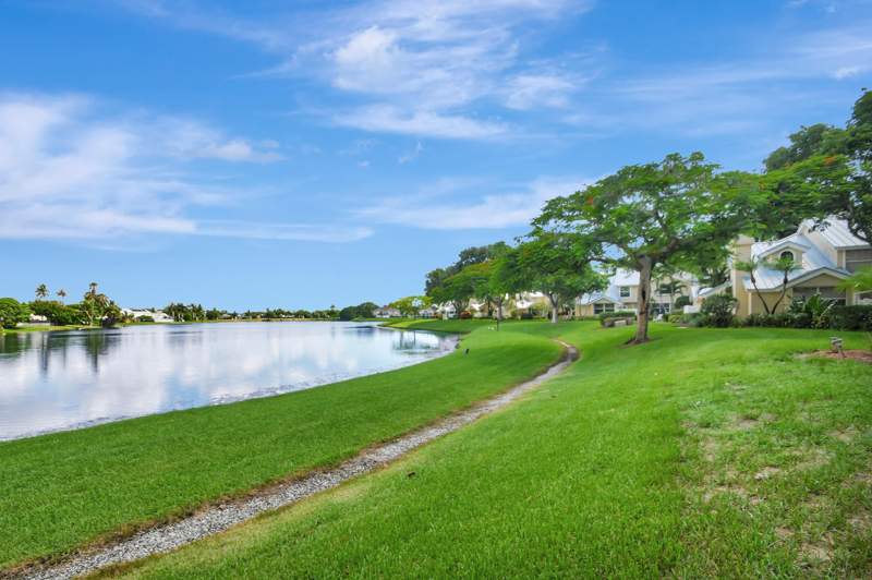 3 bedroom Townhouse at 1301 Copley Court, Wellesley At Boynton Beach, Boynton Beach — photo 4