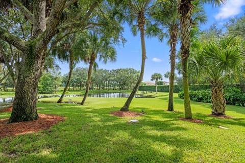 4980 Stables Way, Wellington FL - photo 9 of 137