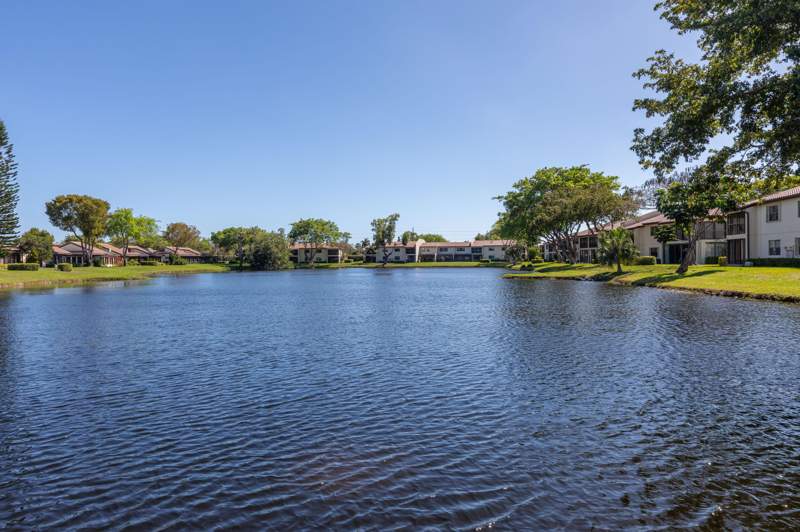 3 bedroom Condominium at 21851 Arriba Real #L, Glades Of Boca Lago Condo, Boca Raton — photo 2