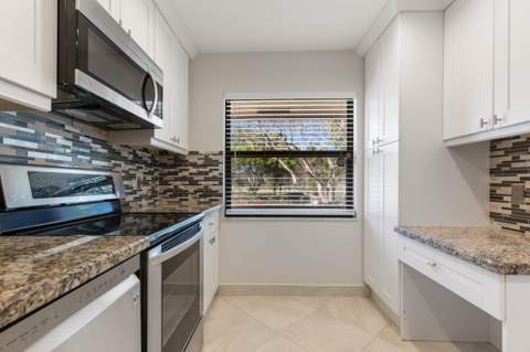 21851 Arriba Real #L, Boca Raton FL - photo 24 of 63