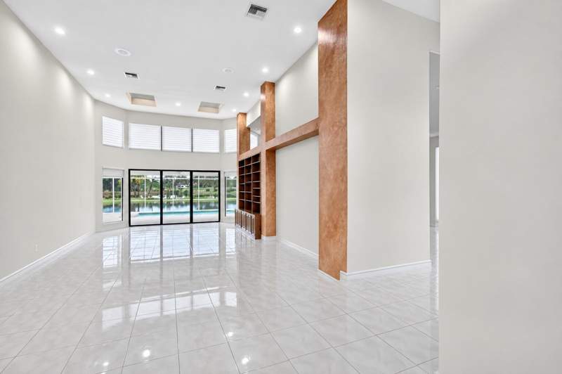 4 bedroom Single Family Residence at 10423 Stonebridge Boulevard, Stonebridge Country Club, Boca Raton — photo 5