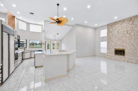 10423 Stonebridge Boulevard, Boca Raton FL - photo 7 of 50