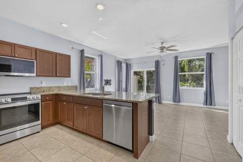 4305 Maybelle Lane, West Palm Beach FL - photo 23 of 45