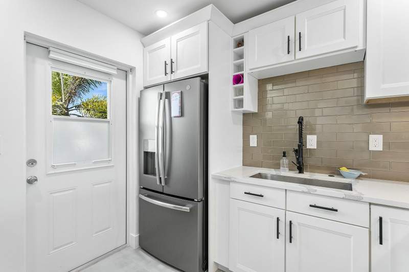 2 bedroom Condominium at 330 N Federal Highway #211, River House Terrace Condo, Deerfield Beach — photo 4