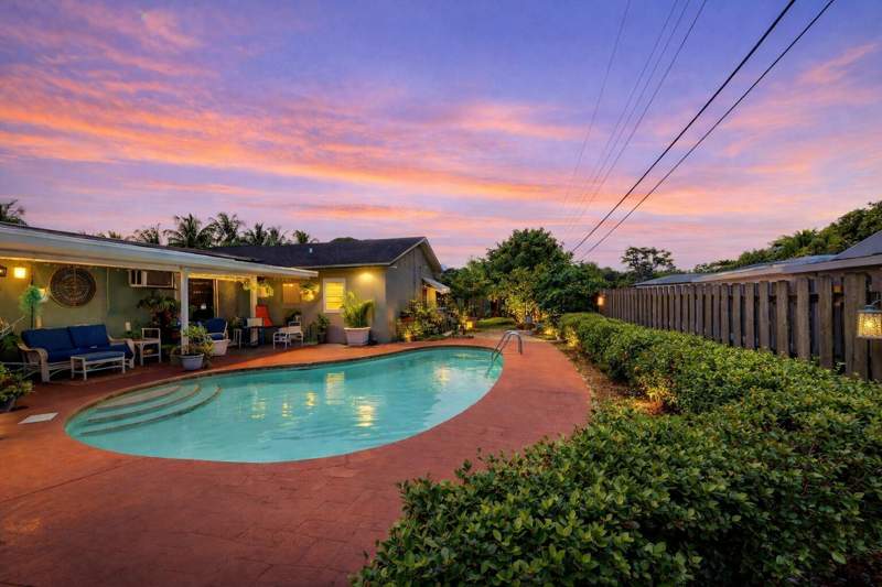 3 bedroom Single Family Residence at 1630 40th Street, Westfield At Wpb Blks 6 To 9 Of 1, West Palm Beach — photo 2