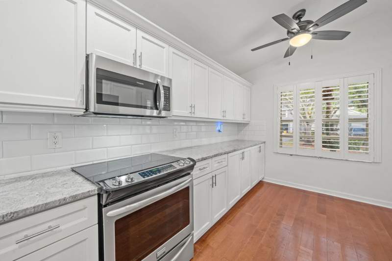 2 bedroom Single Family Residence at 28 Governors Court, Bristol Club At PGA National, Palm Beach Gardens — photo 5
