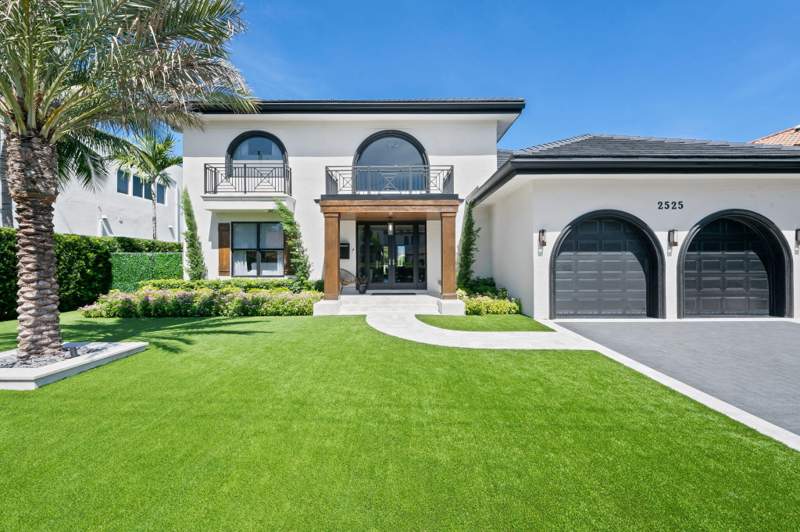 4 bedroom Single Family Residence at 2525 Sea Island Drive, Sea Island, Fort Lauderdale — photo 2