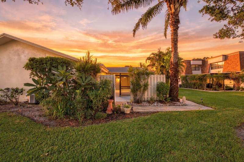 2 bedroom Villa at 801 NW 30th Avenue #C, Rainberry Bay Sec 2, Delray Beach — photo 3