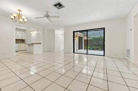 801 NW 30th Avenue #C, Delray Beach FL - photo 10 of 48