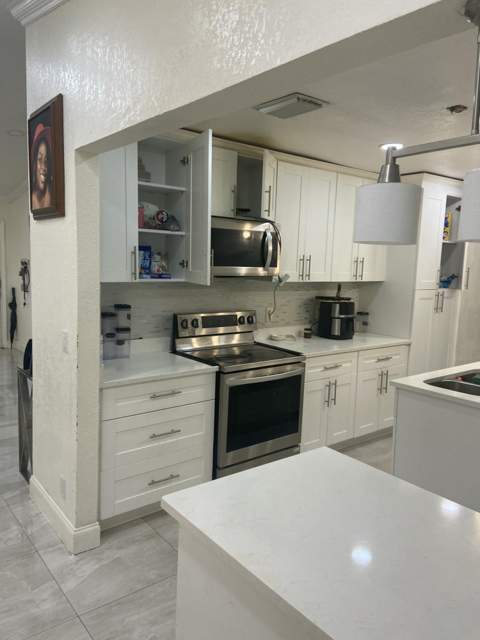 3642 Ivanhoe Avenue, Boynton Beach FL - photo 18 of 41