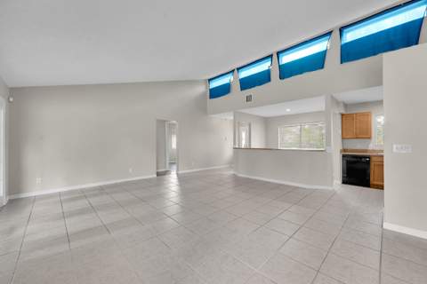 2385 SW Mountwell Street, Port St. Lucie FL - photo 7 of 29