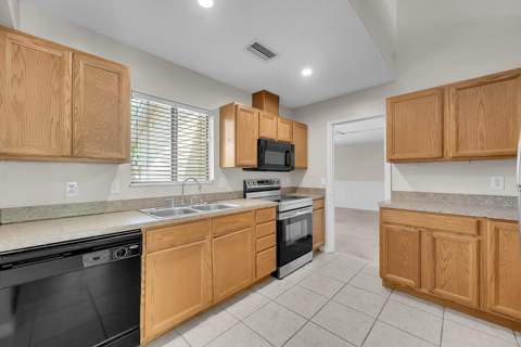 2385 SW Mountwell Street, Port St. Lucie FL - photo 9 of 29