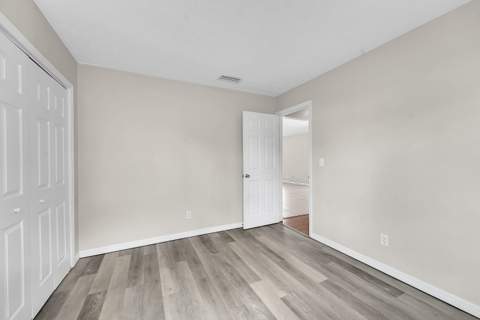 2385 SW Mountwell Street, Port St. Lucie FL - photo 20 of 29