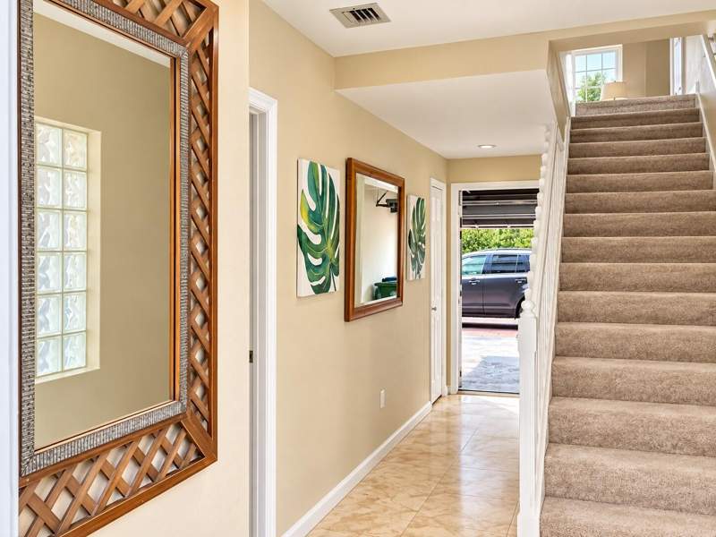 3 bedroom Townhouse at 2725 NE 8th Avenue #104, Highland Estates, Wilton Manors — photo 2
