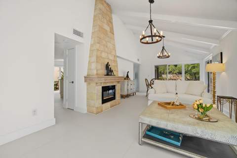 5987 Patio Drive, Boca Raton FL - photo 13 of 47