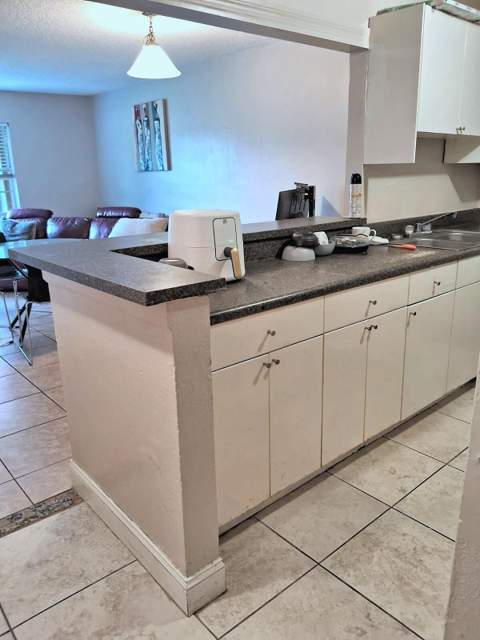 4334 NW 9th Avenue #7-2D, Deerfield Beach FL - photo 7 of 17