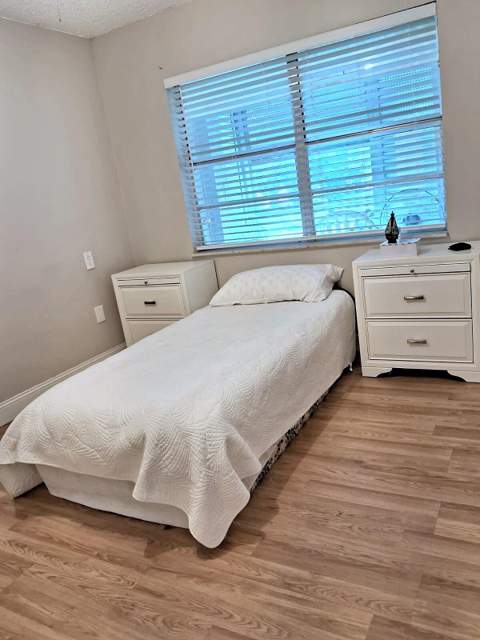 4334 NW 9th Avenue #7-2D, Deerfield Beach FL - photo 9 of 17
