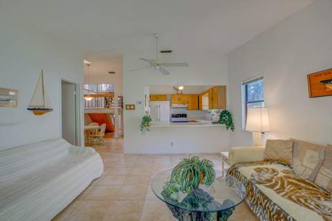 1092 Raintree Court, Palm Beach Gardens FL - photo 7 of 43
