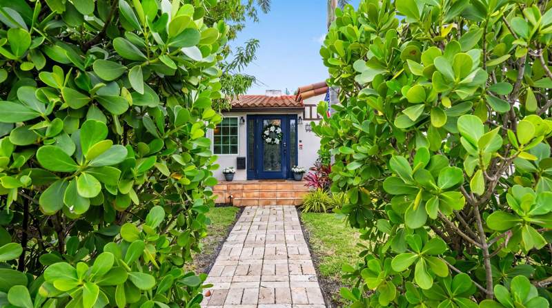 4 bedroom Single Family Residence at 436 38th Street, Northwood Add, West Palm Beach — photo 2