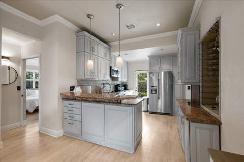 436 38th Street, West Palm Beach FL - photo 14 of 51