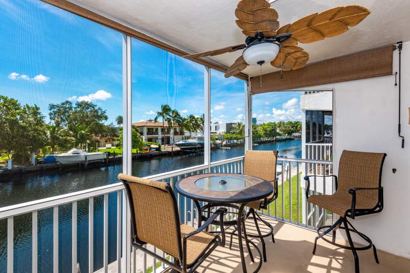 1 bedroom Stock Cooperative at 465 Paradise Isle Boulevard, Isle Of Paradise Co-Op E, Hallandale Beach — photo 3