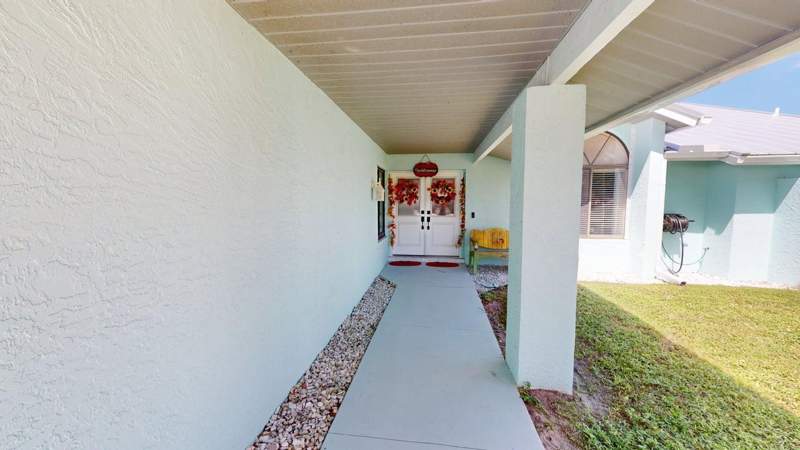 4 bedroom Single Family Residence at 2537 SE Victory Avenue, Port St Lucie Section 30, Port St. Lucie — photo 5
