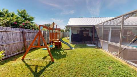 2537 SE Victory Avenue, Port St. Lucie FL - photo 8 of 50