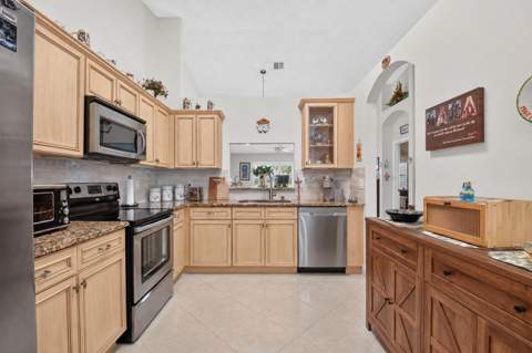 6079 Caladium Road, Delray Beach FL - photo 6 of 50
