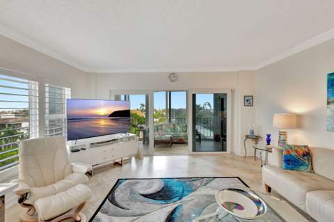 220 Mac Farlane Drive, Delray Beach FL - photo 6 of 71