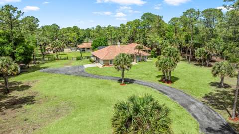 2559 Palm Deer Drive, Loxahatchee FL - photo 11 of 140