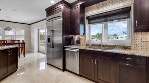 750 SE 7th Avenue, Pompano Beach FL - photo 11 of 50