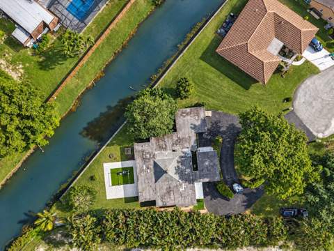 5707 White Hickory Circle, Tamarac FL - photo 6 of 44