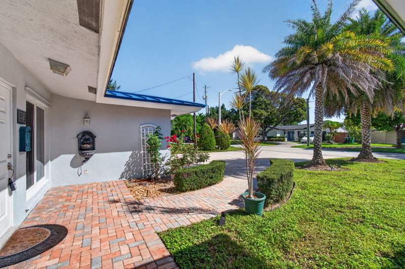 4 bedroom Single Family Residence at 2801 Coral Shores Drive, Coral Shores Amend Plat, Fort Lauderdale — photo 5