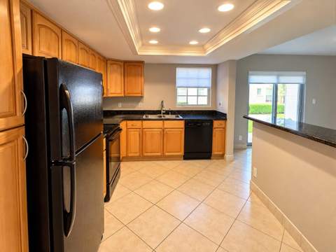 3056 Riverside #1C, Coral Springs FL - photo 6 of 21