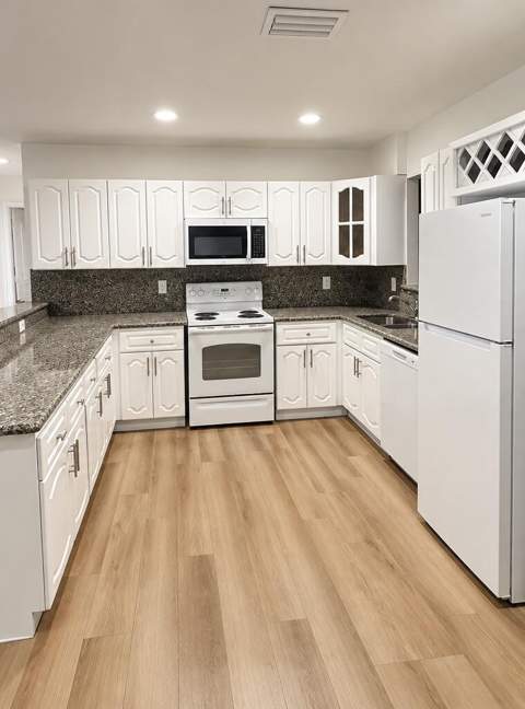 707 SE Karrigan Terrace, Port St. Lucie FL - photo 7 of 26
