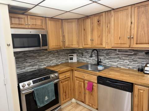 4154 Inverrary Drive, Lauderhill FL - photo 8 of 28
