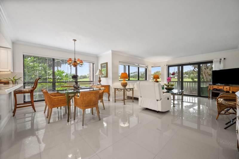 2 bedroom Condominium at 418 Brackenwood Lane, Golf Villas Condo, Palm Beach Gardens — photo 3