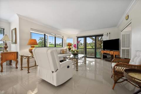 418 Brackenwood Lane, Palm Beach Gardens FL - photo 16 of 40