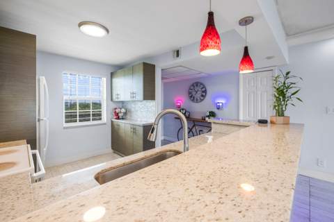 575 Oaks Lane #708, Pompano Beach FL - photo 8 of 31