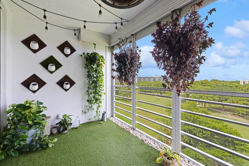2 bedroom Condominium at 575 Oaks Lane #708, No 61 Palm-Aire Country Club, Pompano Beach — photo 3