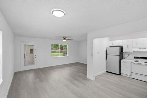 527 Normandy K, Delray Beach FL - photo 11 of 35