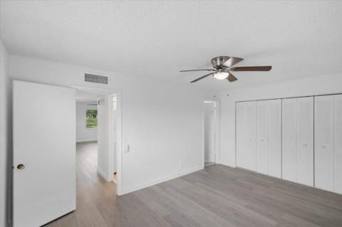 527 Normandy K, Delray Beach FL - photo 17 of 35