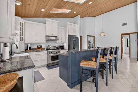 2750 NW 26th Court, Boca Raton FL - photo 17 of 55