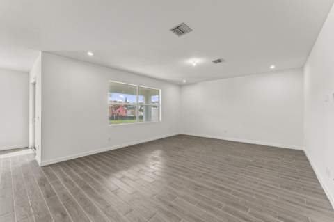 7290 Claudelle Street, Lake Worth FL - photo 6 of 15
