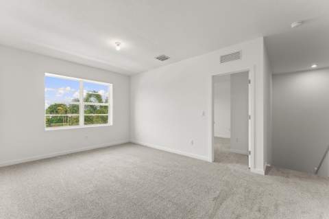 7290 Claudelle Street, Lake Worth FL - photo 7 of 15